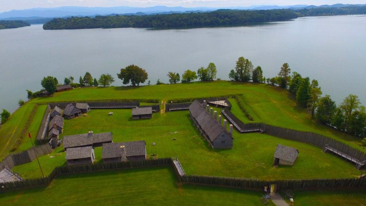 Inn Of Loudon Eksteriør bilde